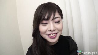 Cute brunette from Tokyo Japan wants sex with stranger. Interview with cabaret worker looking for fucking with no strings attached.