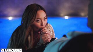 Vixen's debut: a cum-drenched ride with a hot Asian babe