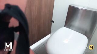Watch City Hunter on the Hunt get down and dirty with a big, rough Chinese cock