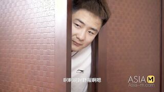 Watch as Chu Yi Ting cheats on her man with a hung stud in high-quality Chinese film