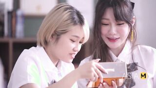 Big tits Chinese student gets her mouth and pussy stuffed with teacher's dick