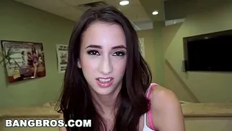 Belle Knox, the hot student, wants to be a pornstar with Duke Student's help