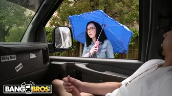 Scarlett Ross takes a hard anal pounding in a taxi payment