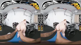 Busty babe Bess Breast gets her big boobs banged in virtual reality