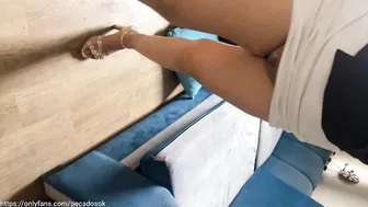 My best friend is playing with his PC and his mother spreads her legs for me, Rich Mature's pussy is out of this world!