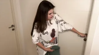 Stepson bangs busty stepmom and takes her huge tits for a ride