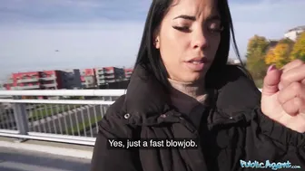 Megan Fiore's juicy bubble butt bounces as she takes a hard cock in public